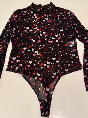 Bar III Black Long-Sleeve Heart Print One-Piece Bodysuit